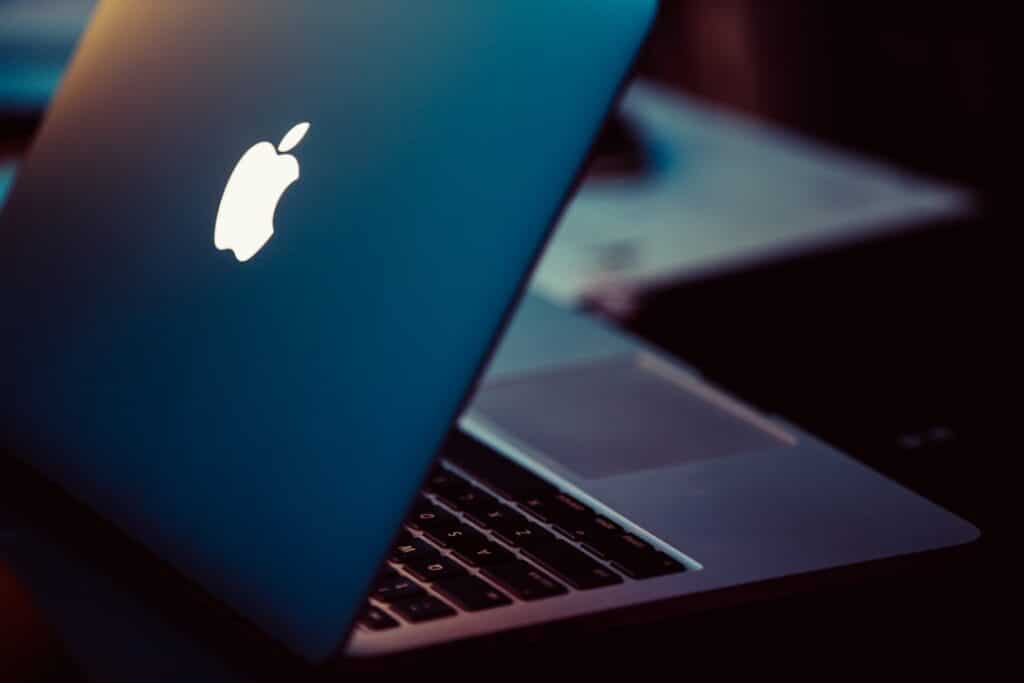 Cambio Pantalla Retina MacBook Pro 15 2017-2018 Touch Bar